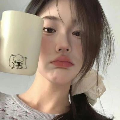 窃窃私语